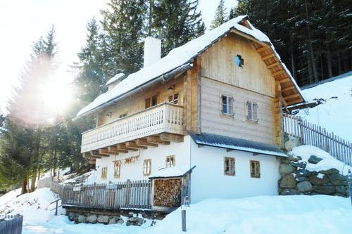 The Benefits of Listing Your Home During Winter